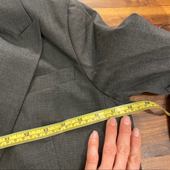 Theory skirt suit Sz 6/8. Dark grey. Like new! - Picture 10 of 11